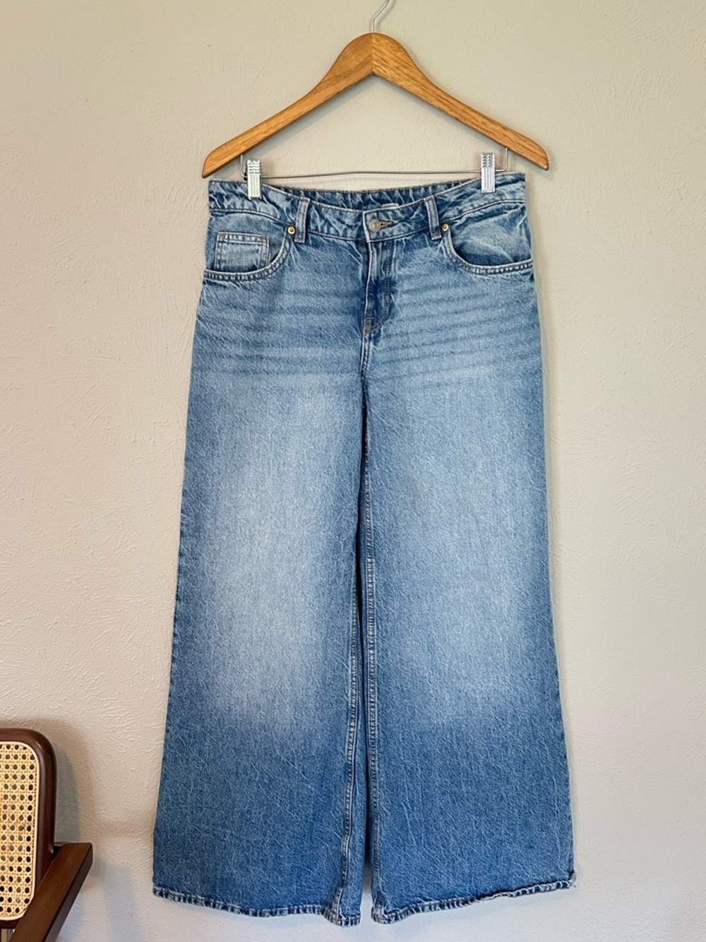H&M Divided Light Blue Wide-Leg Jeans Sz 6 Baggy